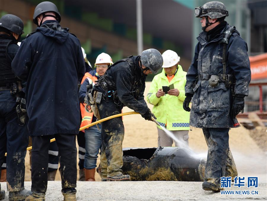 （图文互动）（4）香港警方24小时成功解除湾仔第二枚战时炸弹