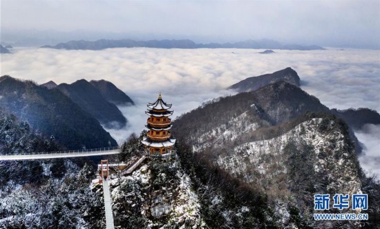 （美丽中国）（6）雪霁塔云仙境