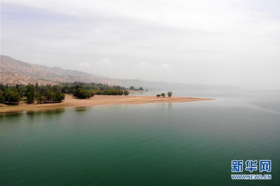 （美丽中国）（2）甘肃：黄河三峡风景如画