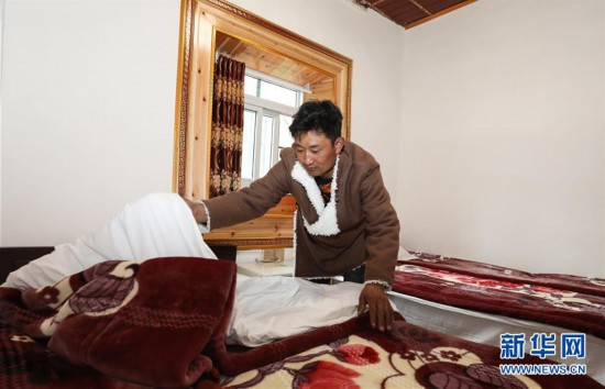 （社会）（2）打造藏区新农村  助力乡村振兴