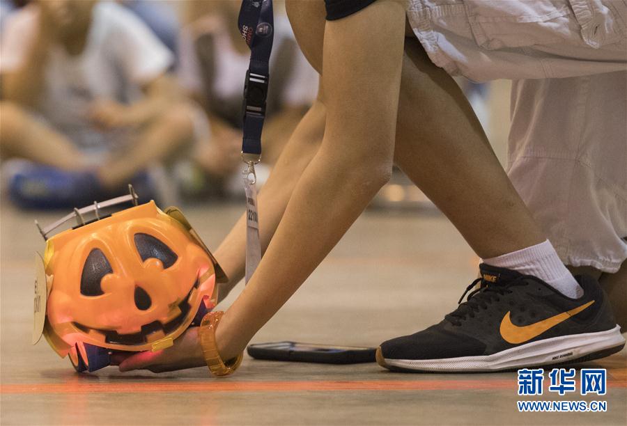 （国际）（4）休斯敦举行改装车展