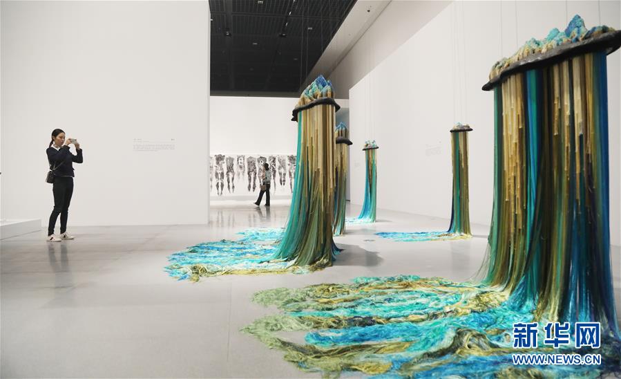 （新华视界）（4）第十三届全国美展实验艺术作品展在河北廊坊开幕