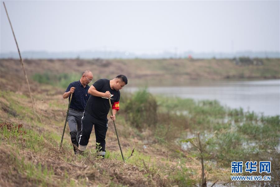 青春出列——暴雨洪峰中的热血成人礼