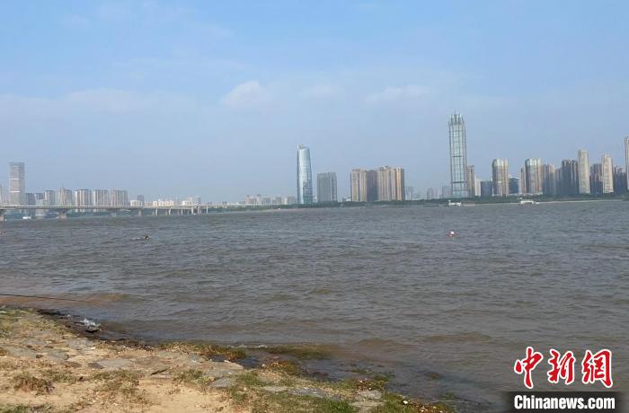 江西强降雨继续“营业”赣南南部仍有暴雨来袭