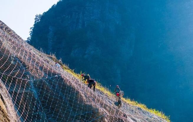 广西金秀：安防工程建设正酣