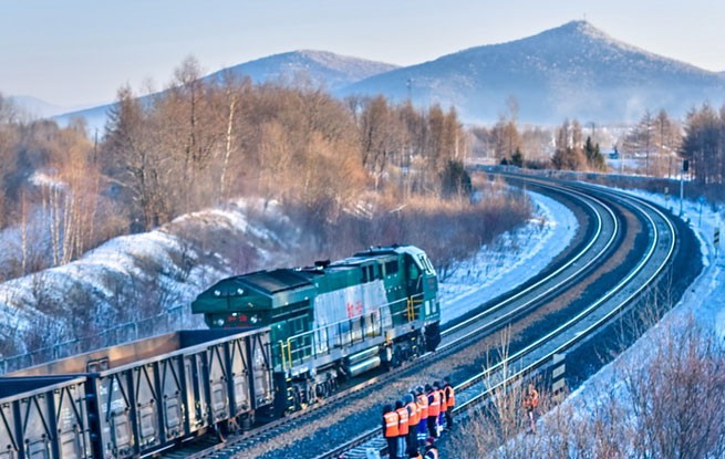 黑龙江绥化：小兴安岭上的“钢轨守护者”